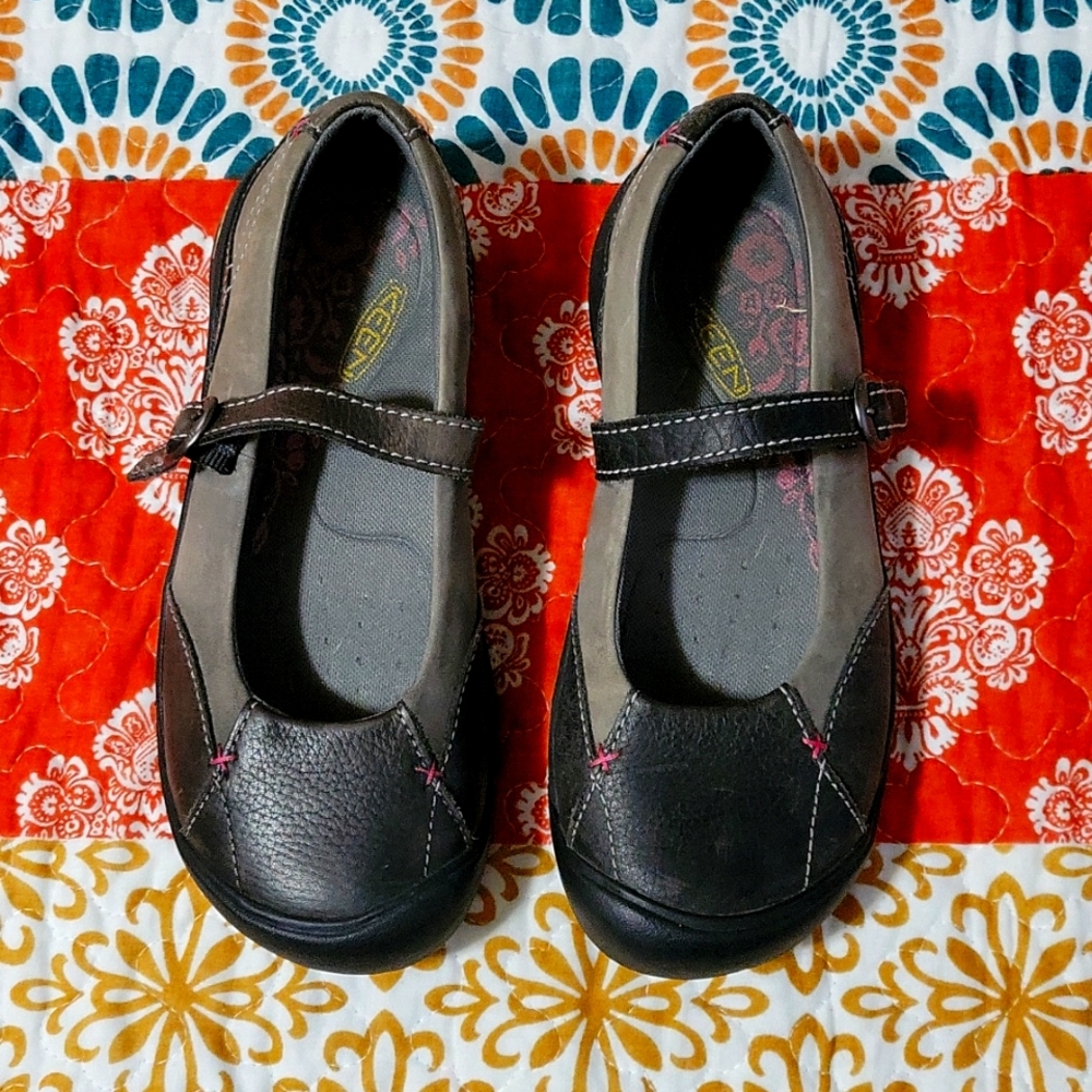 Keens Mary Janes